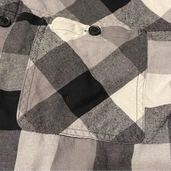 Black and White Plaid Eddie Bauer Hooded Button Up Shirt - Picture 2 of 10